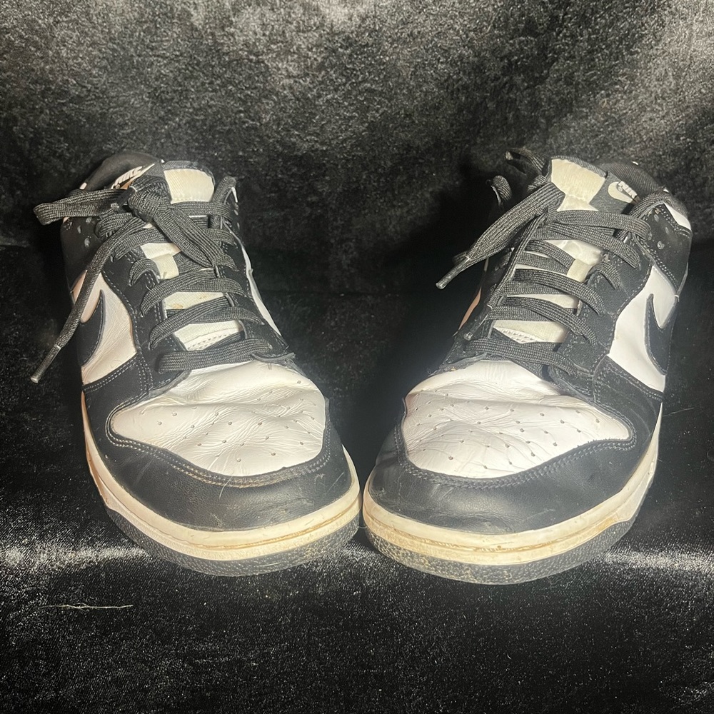 Nike “Panda” Dunks - Picture 2 of 6